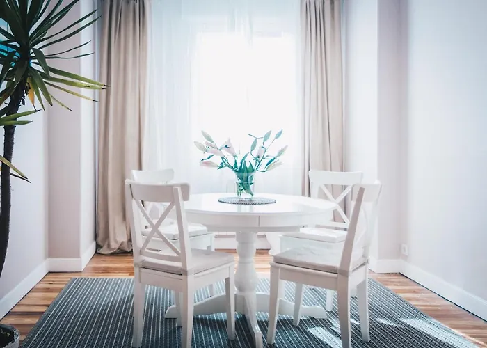 Garai Apartment By People Rentals